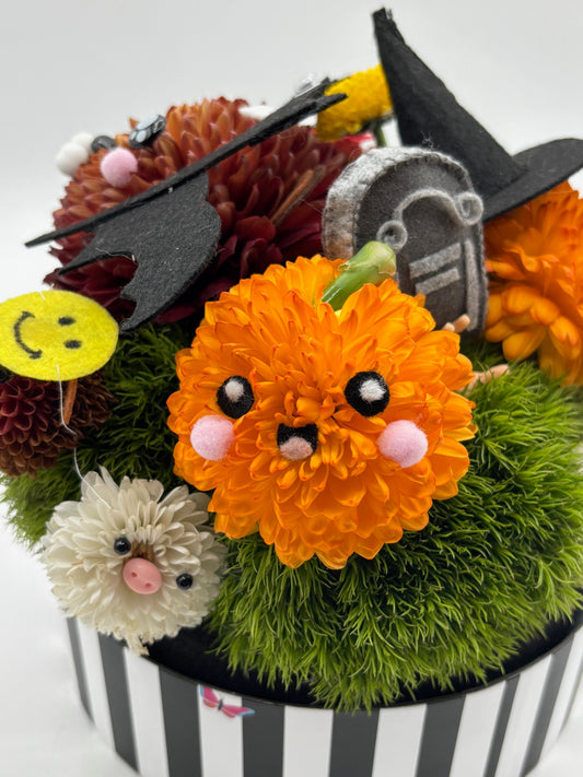 Bluebearry Bear Halloween - Made With Fresh Cut Flowers