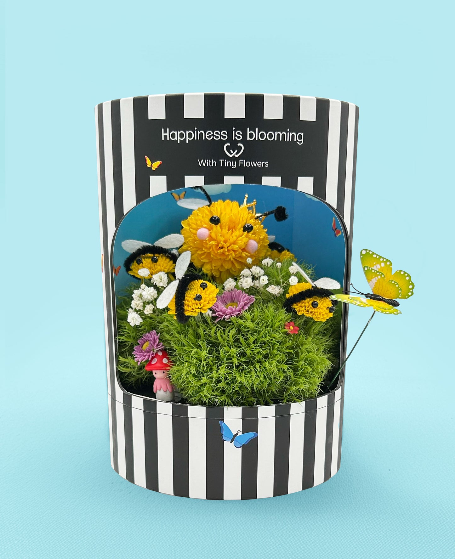 Queen Bee-atrice – Made with Fresh Cut Flowers