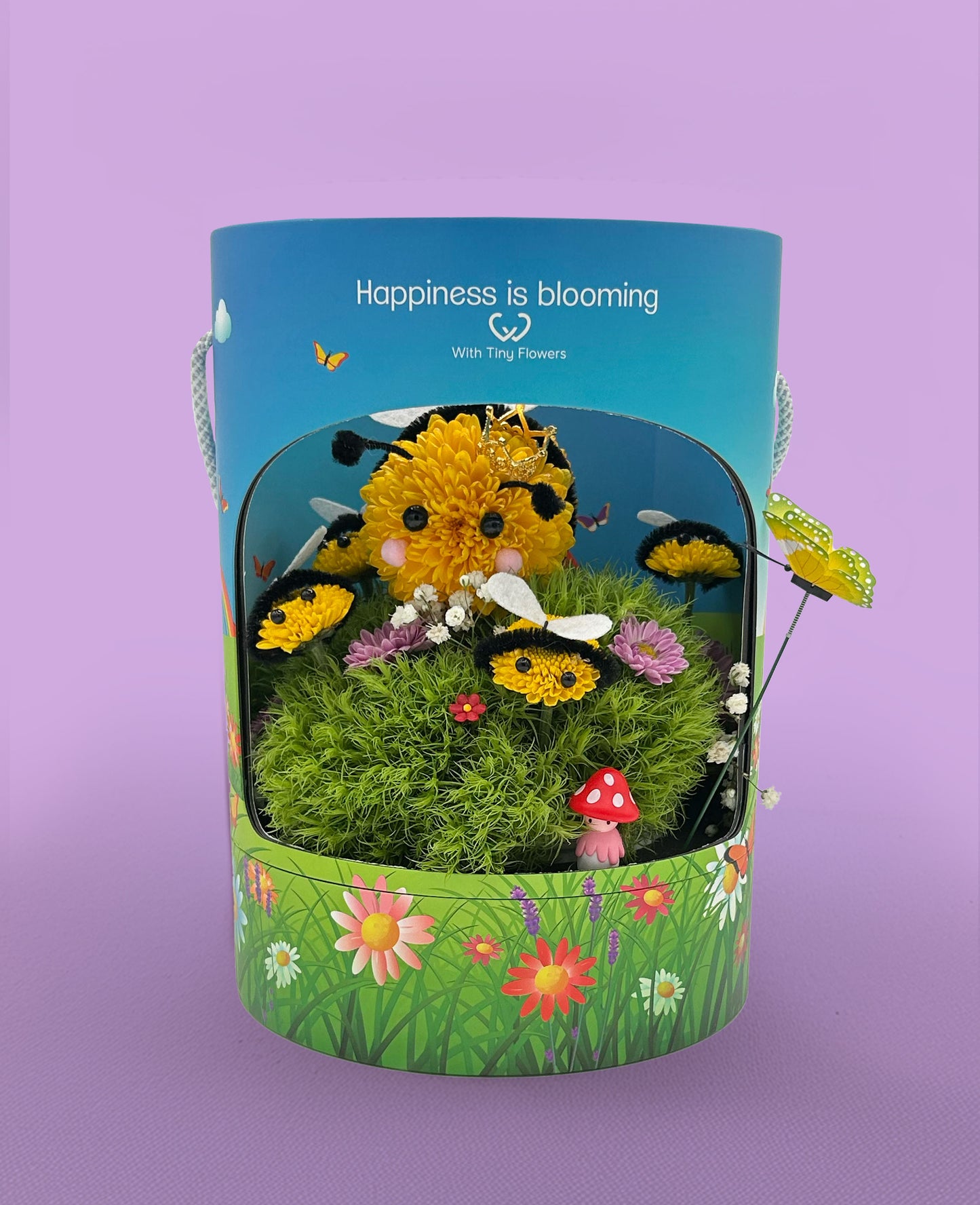 Queen Bee-atrice – Made with Fresh Cut Flowers