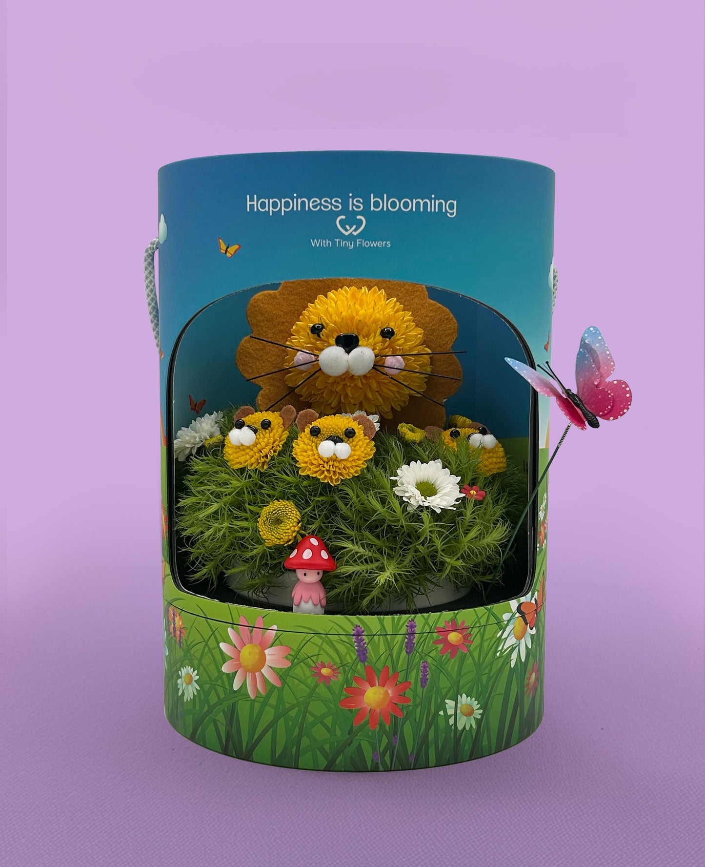 Roary & Claw-dia Lion - Made with Fresh Cut Flowers