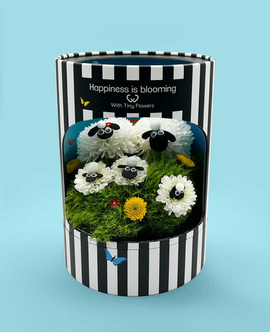 The Wooly Sheep Family – Made with Fresh Cut Flowers