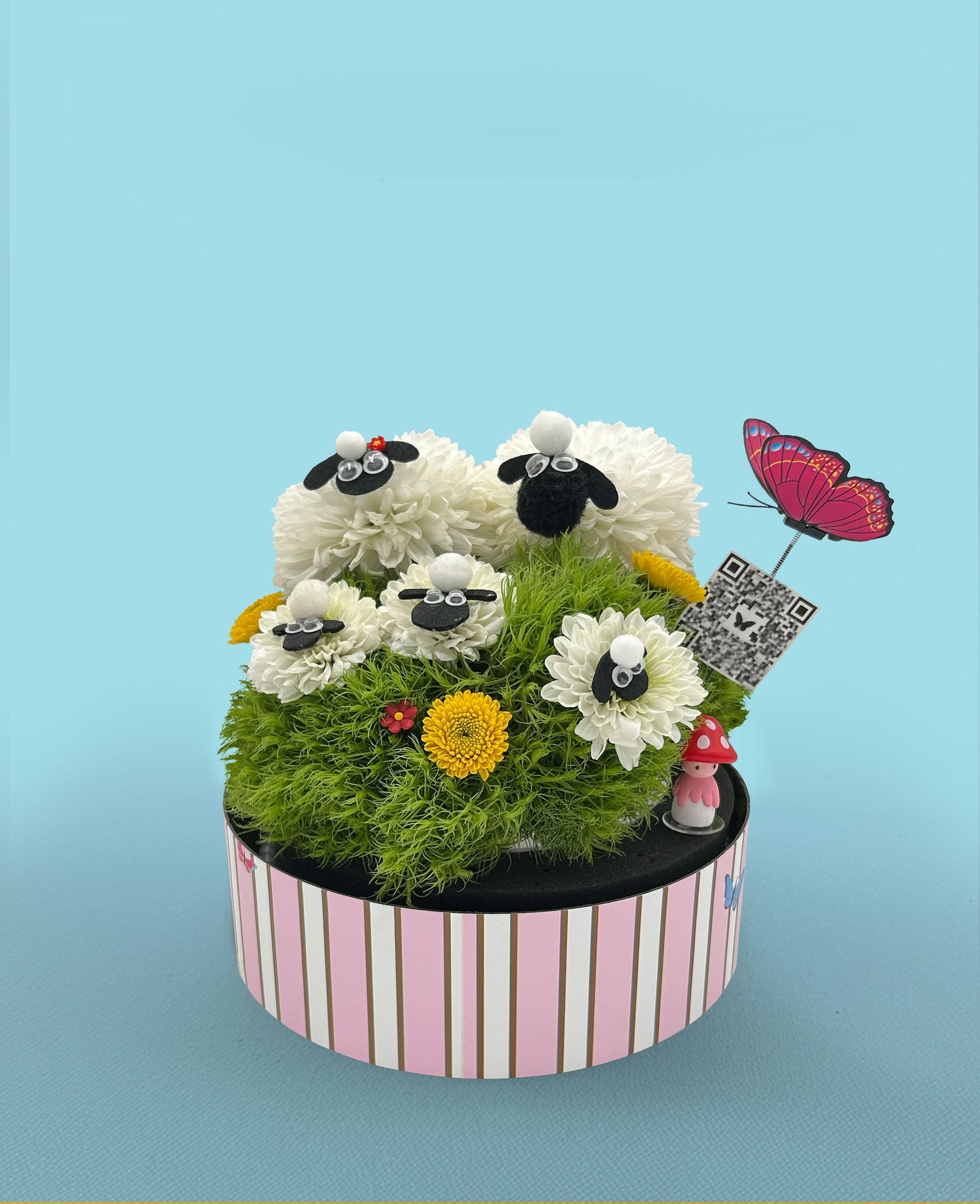 The Wooly Sheep Family – Made with Fresh Cut Flowers