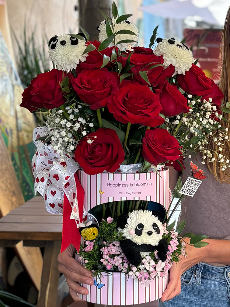 Sweetheart Panda Bouquet Box (currently delivering to San Diego County only, please ask for pricing if outside this area)